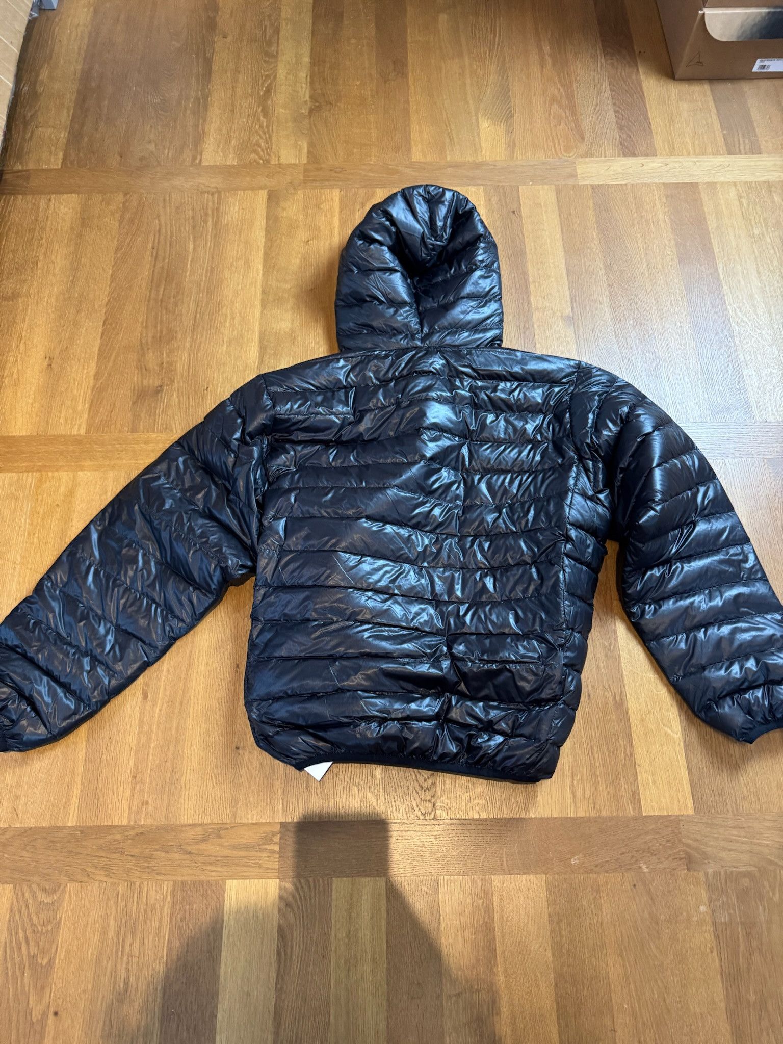 Dingyun Zhang Dingyun Zhang FW25 TN1 Light Puffer Size US M / EU 48-50 / 2 - 8 Thumbnail