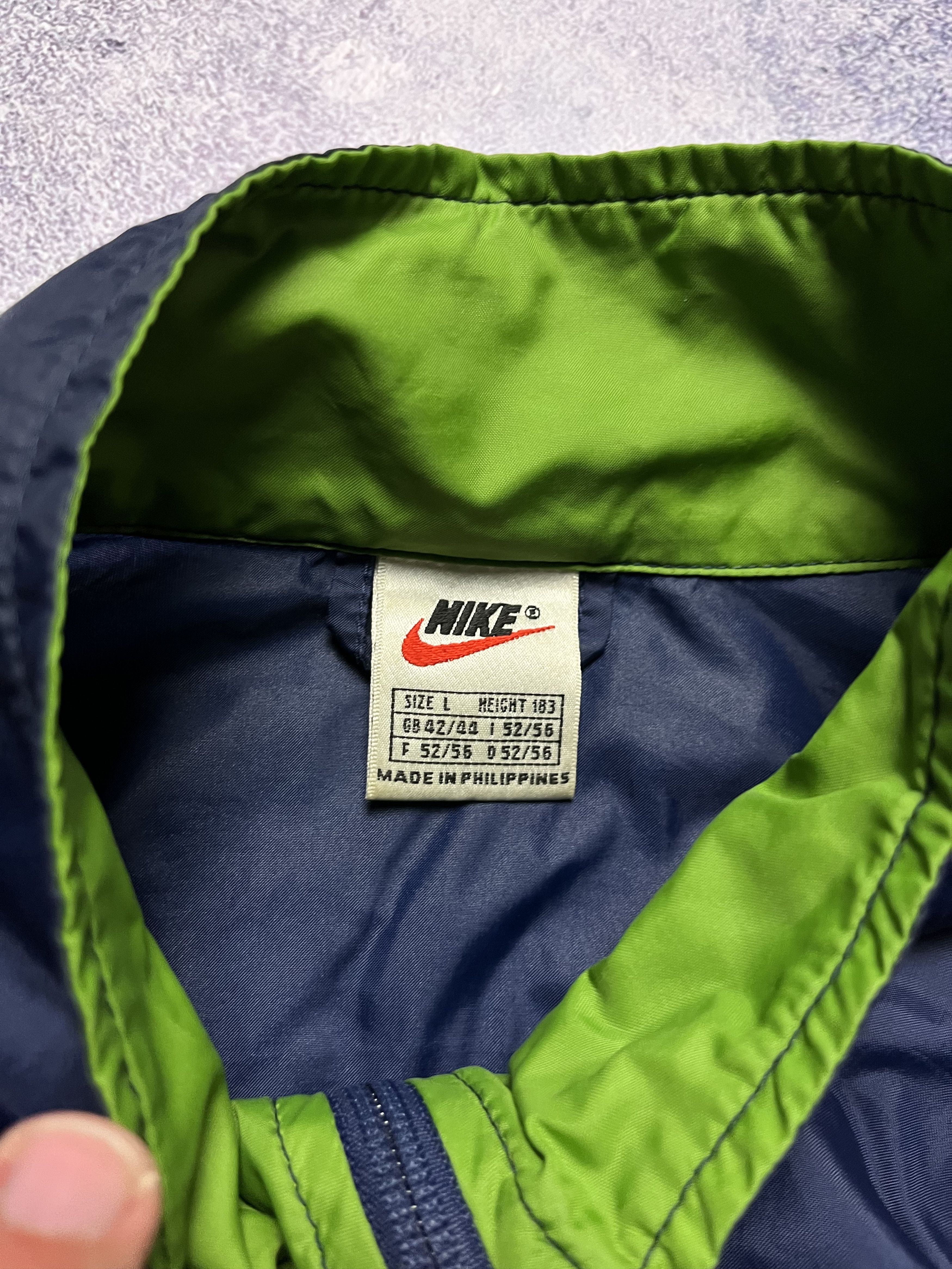 Nike Nike 90's Vintage Oversize Big Logo Windbreaker Light Jacket Size US L / EU 52-54 / 3 - 6 Thumbnail