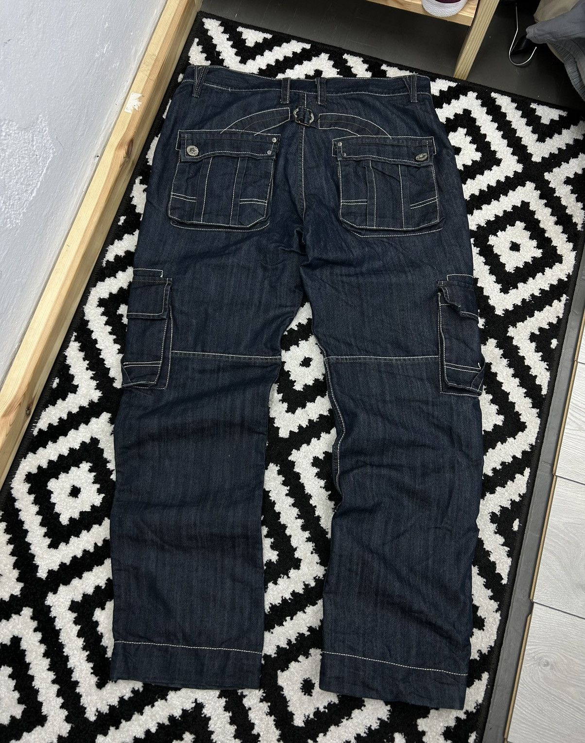 Vintage Vintage Y2k Cargo Denim jeans size 36/32 multi pocket Size US 36 / EU 52 - 7 Thumbnail