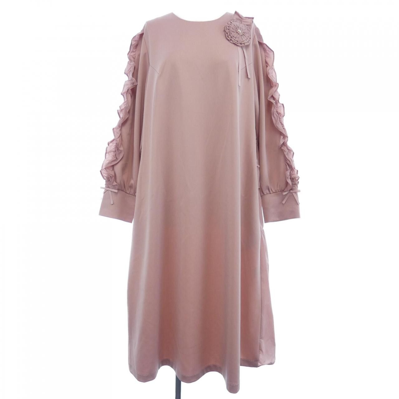 Other Other Super Beauty Dress Others Dresses DUTY FREE for USA Size ONE SIZE - 1 Thumbnail