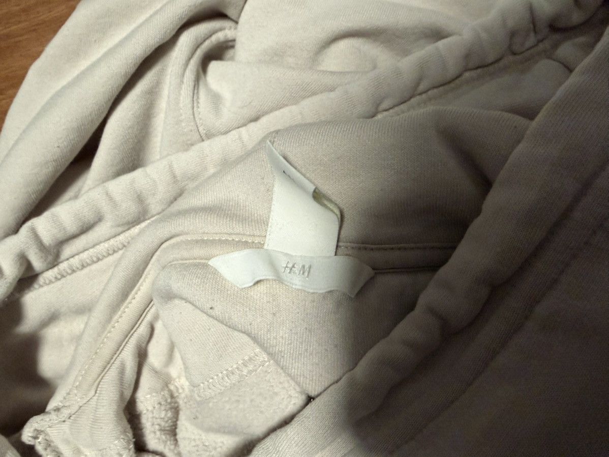 H&M H&M Men’s Beige Pullover Hoodie Size US L / EU 52-54 / 3 - 2 Thumbnail