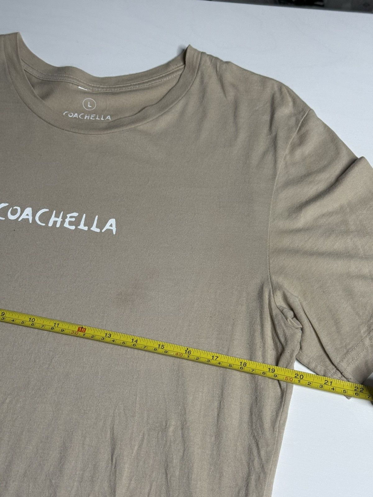 Coachella Coachella Music Festival 2019 Tee “Tan” [L] PREOWNED Size US L / EU 52-54 / 3 - 5 Thumbnail