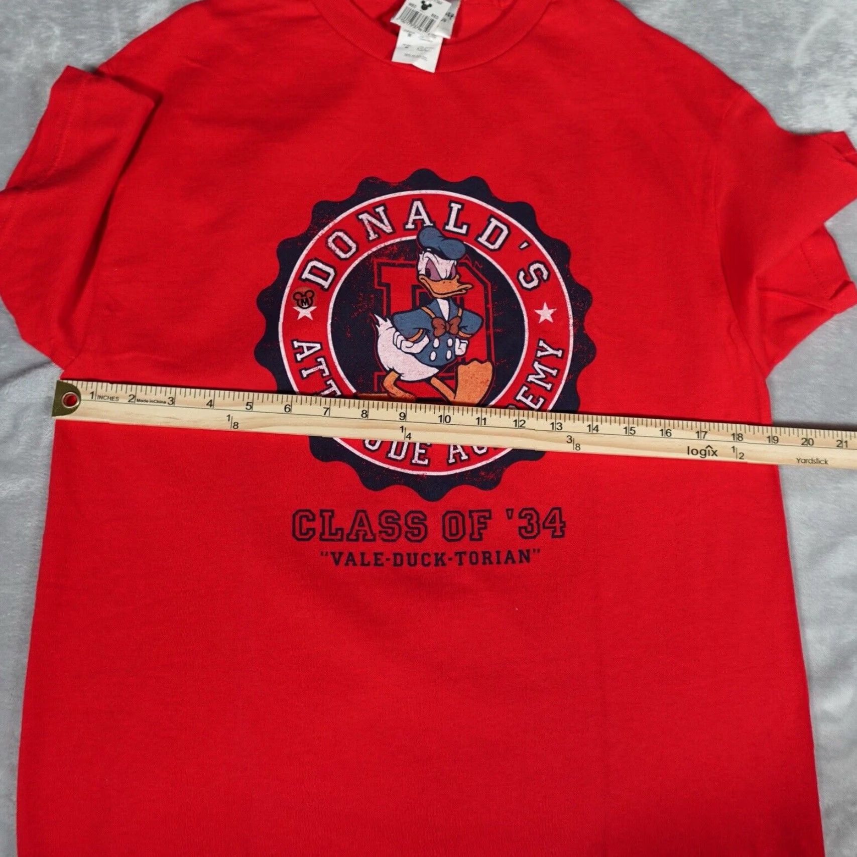 Disney VINTAGE Disney Donald Duck T-Shirt Men M Graphic Print Slim Fit Red 2000s Cartoon Size US M / EU 48-50 / 2 - 5 Thumbnail