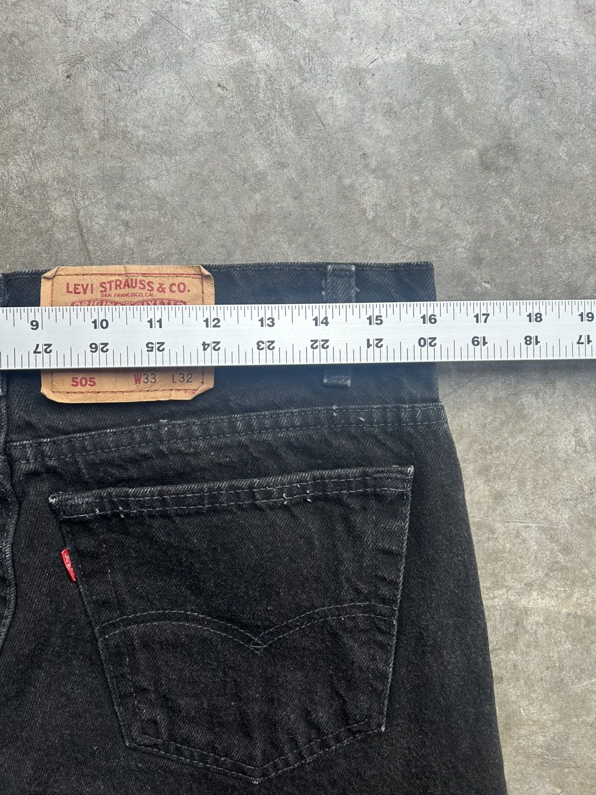 Levi's Vintage Early 1990s 505 Dark Wash Levi’s Size US 33 - 5 Thumbnail