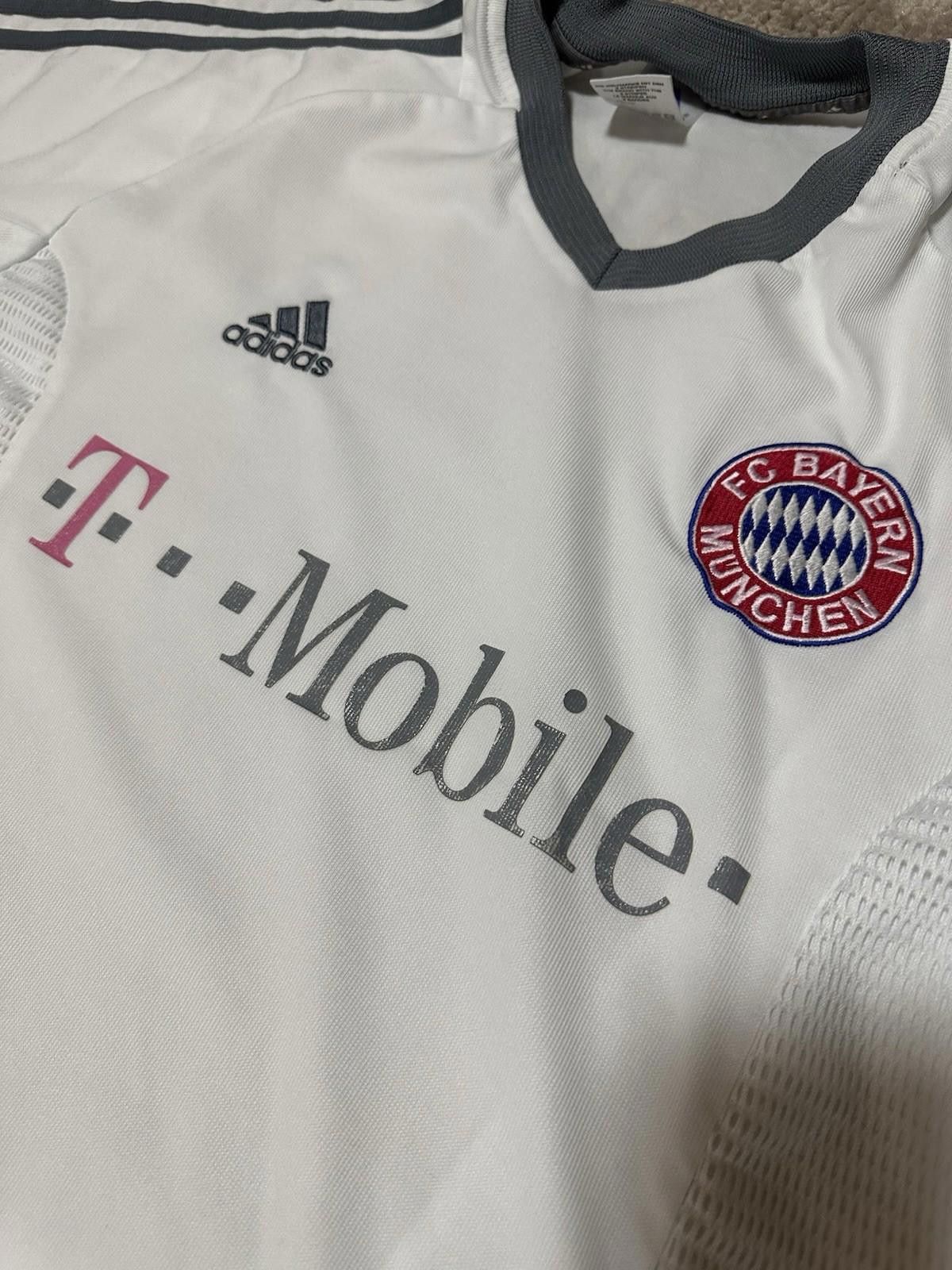 Adidas BAYERN MUNICH 2003/04 AWAY FOOTBALL ADIDAS Soccer Jersey Size US XL / EU 56 / 4 - 6 Thumbnail