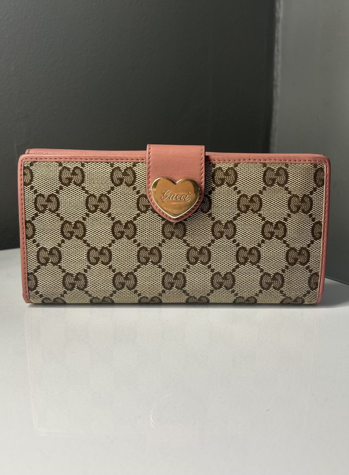 Gucci Gucci GG Monogram Canvas Pink Continental Heart Wallet Size ONE SIZE - 1 Thumbnail
