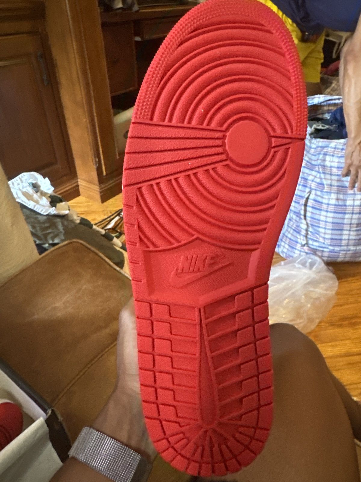Jordan Brand Jordan 1 Mid Chicago Toe Size US 12 / EU 45 - 10 Thumbnail