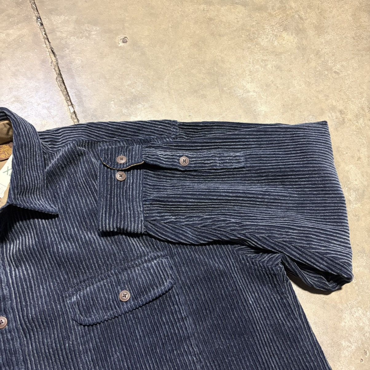 St. Johns Bay Vintage St Johns Bay Corduroy Button Up Shirt Fisherman NWT Size US XL / EU 56 / 4 - 4 Thumbnail