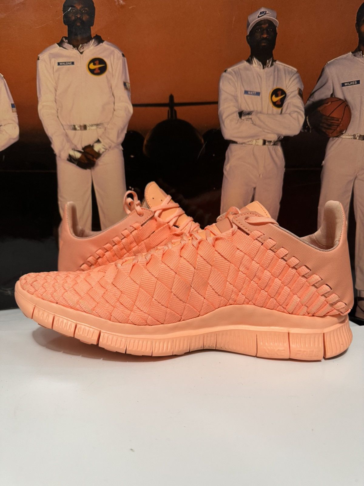 Nike Nike Free Inneva Woven Tech SP Sunset Sz 10.5 705797-888 Size US 10.5 / EU 43-44 - 6 Thumbnail
