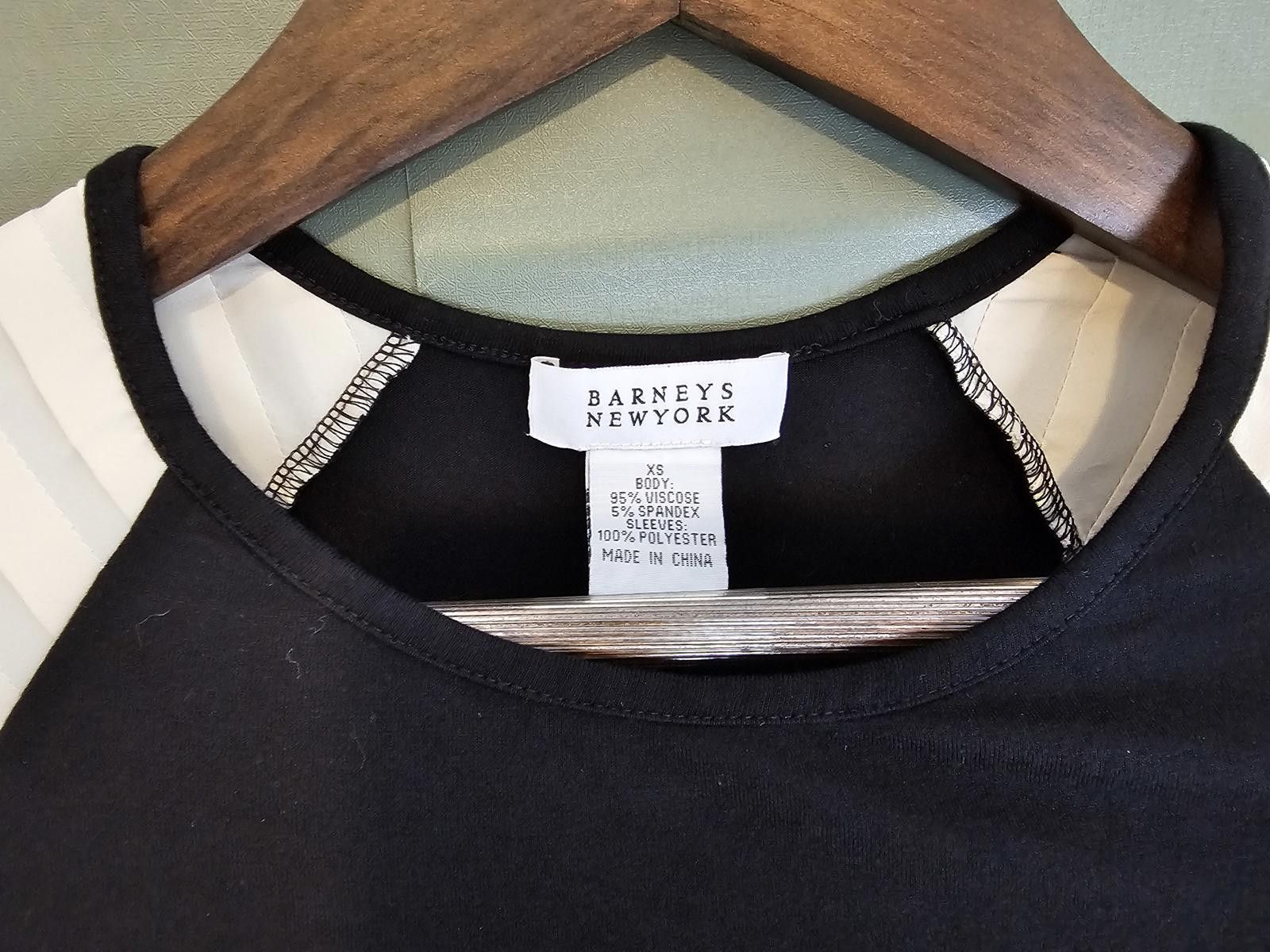 Barneys New York Barneys Blouse Black Womens Size XS Silk Sleeve New York Size XS / US 0-2 / IT 36-38 - 4 Thumbnail