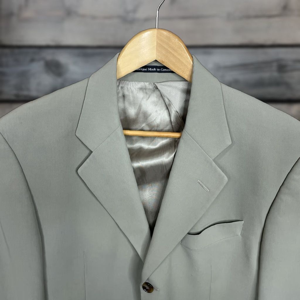 VINTAGE Lord and Taylor Blazer Jacket Mens 40R Beige Solid Polyester Three Buttons