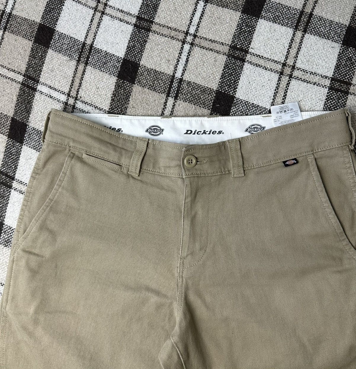 Dickies Dickies Slim Beige Jeans/ Chinos W33 perfect condition Size US 33 - 2 Thumbnail