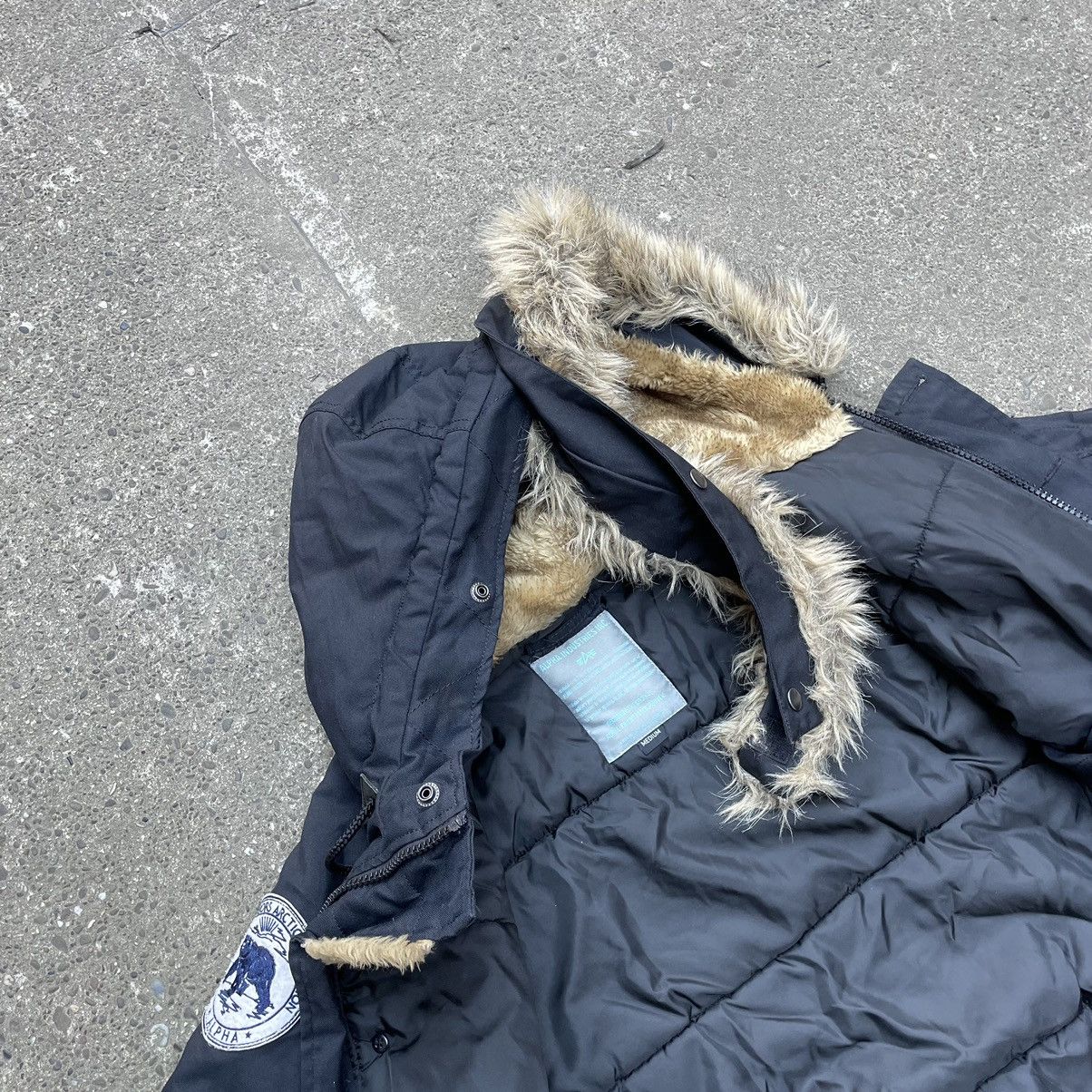 Alpha Industries × If Six Was Nine Vintage Alpha Industries Faux Fur Hood Bomber Jacket Alaska Size US M / EU 48-50 / 2 - 19 Thumbnail