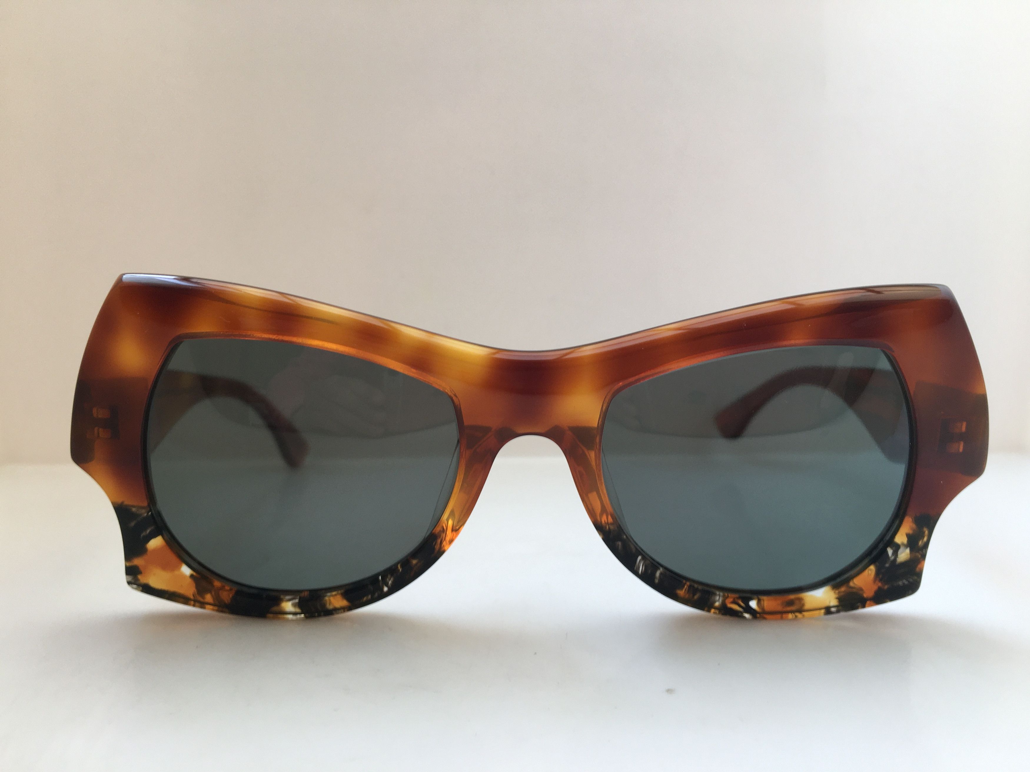 Other Handmade Acetate RUNWAY SHOW Cateye Sunglasses Frame Size ONE SIZE - 1 Thumbnail