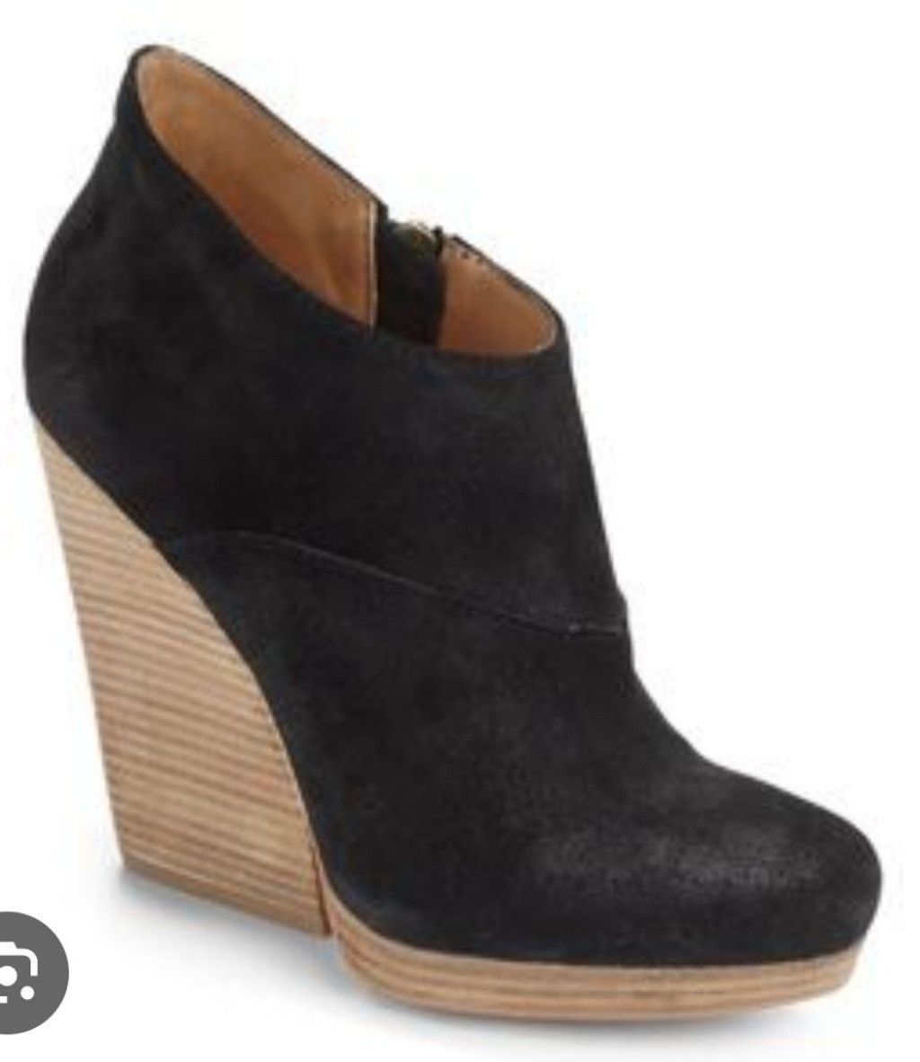 Saks Fifth Avenue GRAY Saks Fifth Ave Alana Booties Size 39.5 Size US 9 / IT 39 - 1 Thumbnail