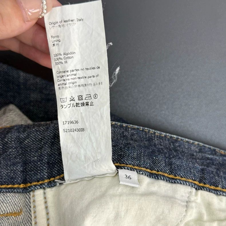 Loewe loewe Washed dark blue leather label turned-up denim shorts Size US 36 / EU 52 - 6 Thumbnail