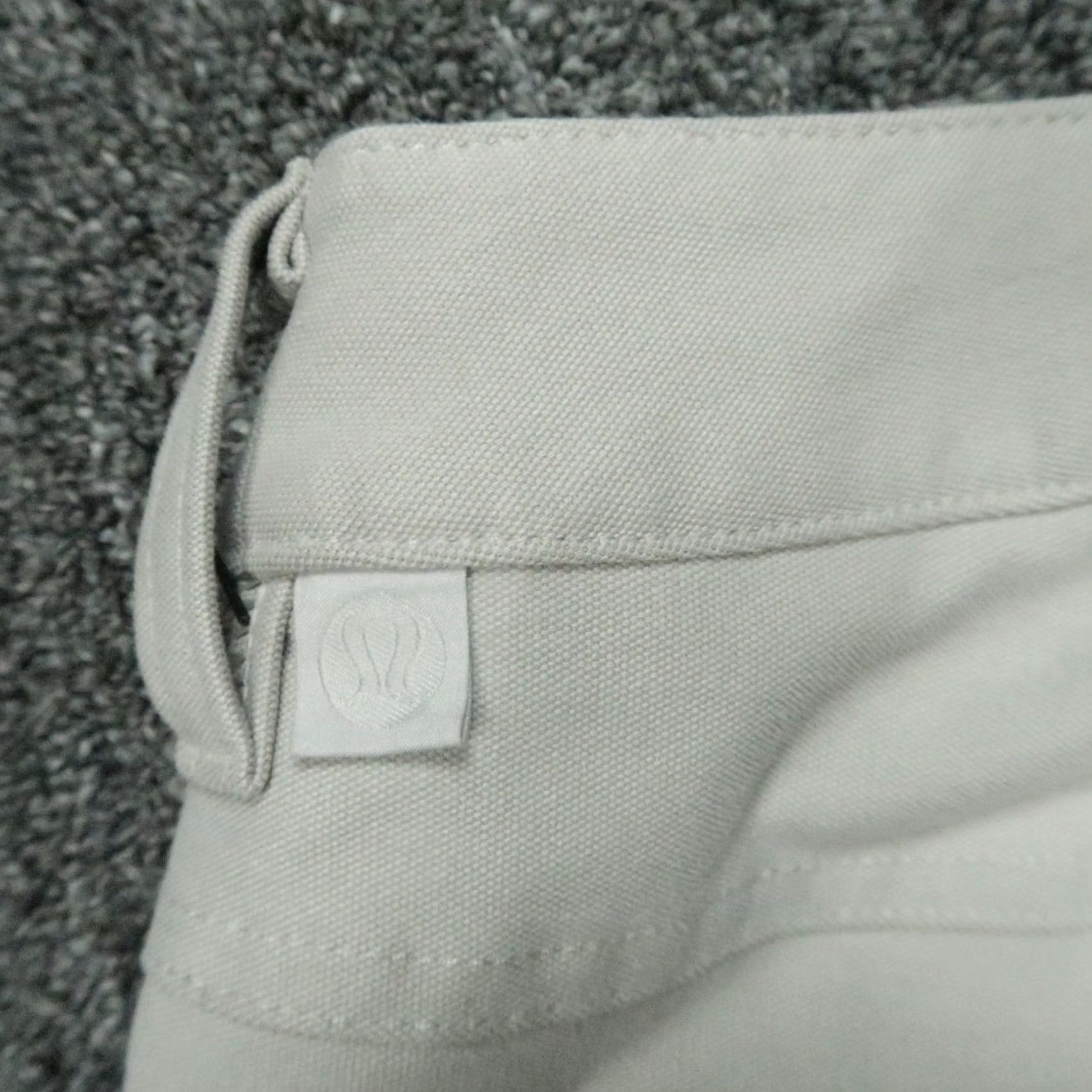 Lululemon Lululemon Mens Pants Gray ABC Relaxed Utilitech 5 Pocket Trouser 36x28 Size US 36 / EU 52 - 6 Thumbnail