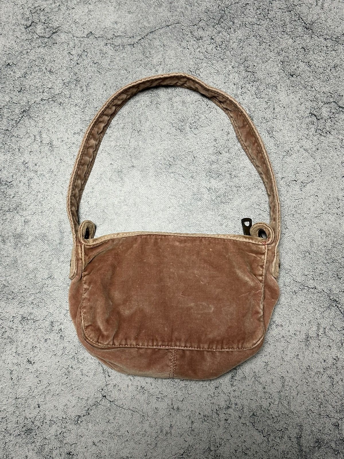 Marc Jacobs Vintage Y2K Marc Jacobs Velvet Mini Bag Size ONE SIZE - 7 Thumbnail