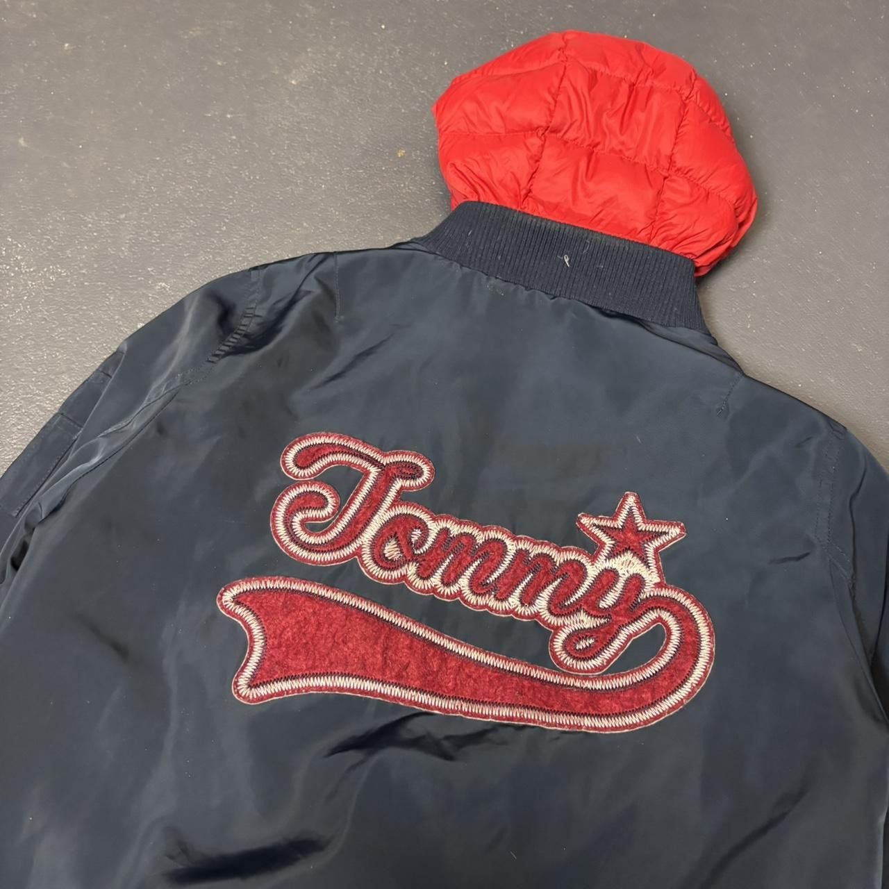 Japanese Brand × Tommy Hilfiger × Vintage Vintage y2k 90s Tommy Hilfiger hooded jacket Size US M / EU 48-50 / 2 - 7 Thumbnail