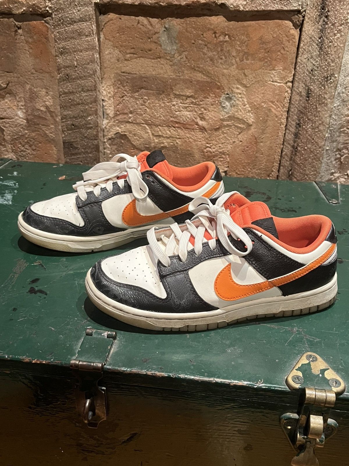 Nike Vintage Nike Dunk Low Retro PRM "Halloween" sneakers Size US 6.5 / IT 36.5 - 1 Thumbnail