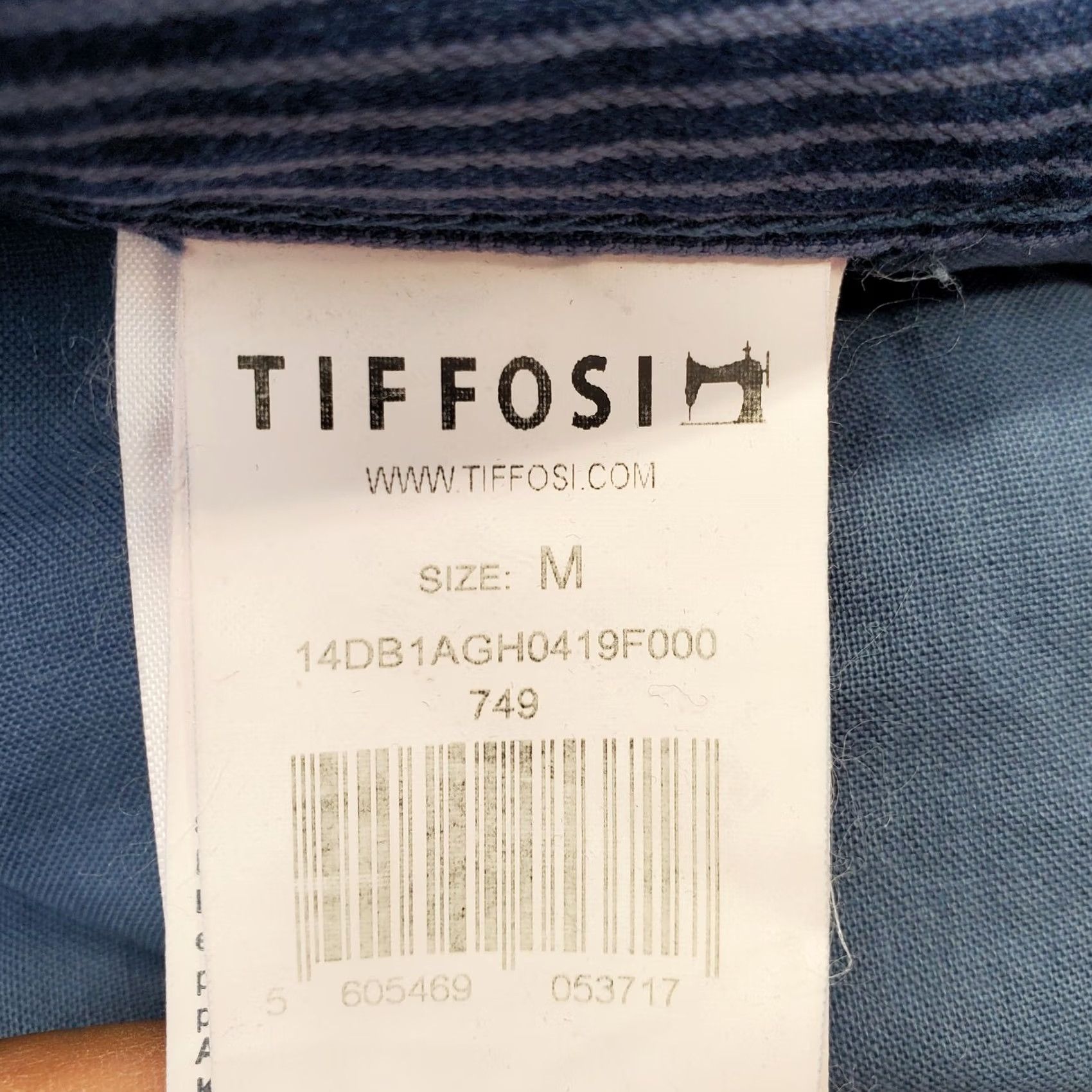 Vintage Vtg Tiffosi Bermuda Shorts Mens Medium Multi Pinstripe Flat Front Belted Waist Mens Size M Twist on Front Shaped Pocket Size US 31 - 7 Thumbnail