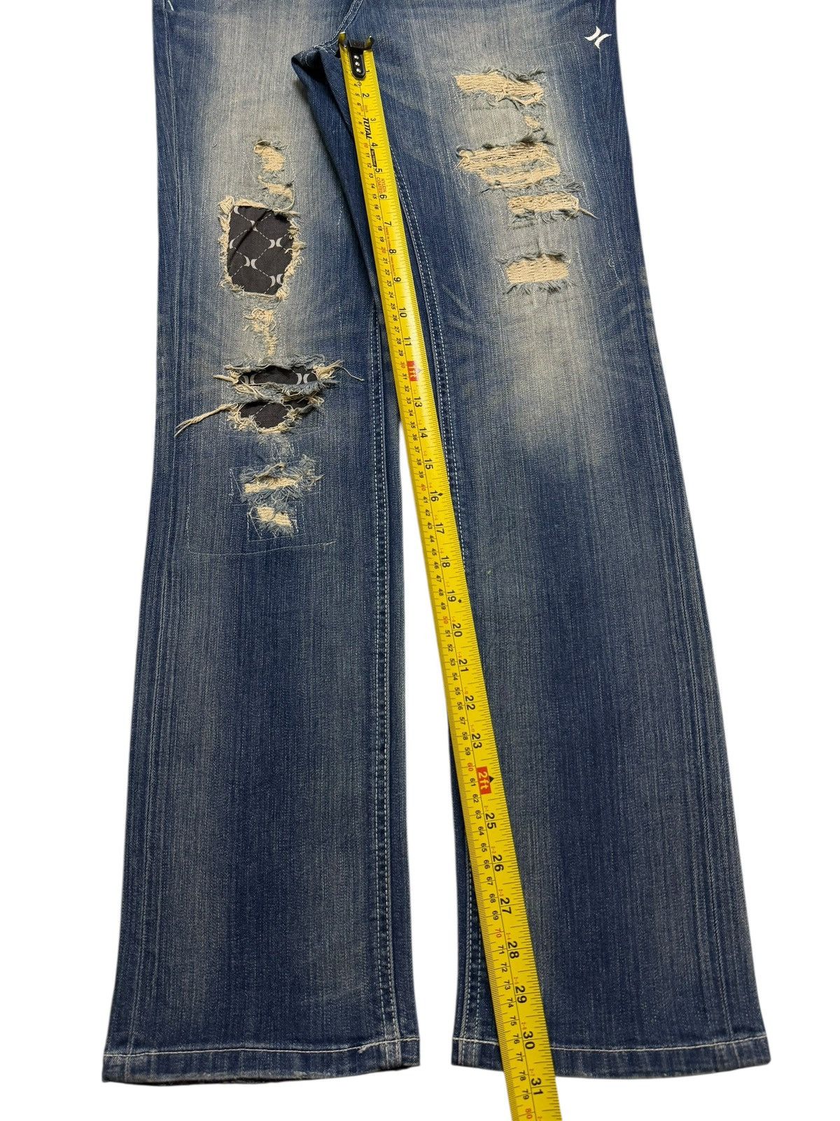Hurley Vintage Y2K Hurley Blue Faded Wash Distressed Straight Leg Size US 32 / EU 48 - 11 Thumbnail