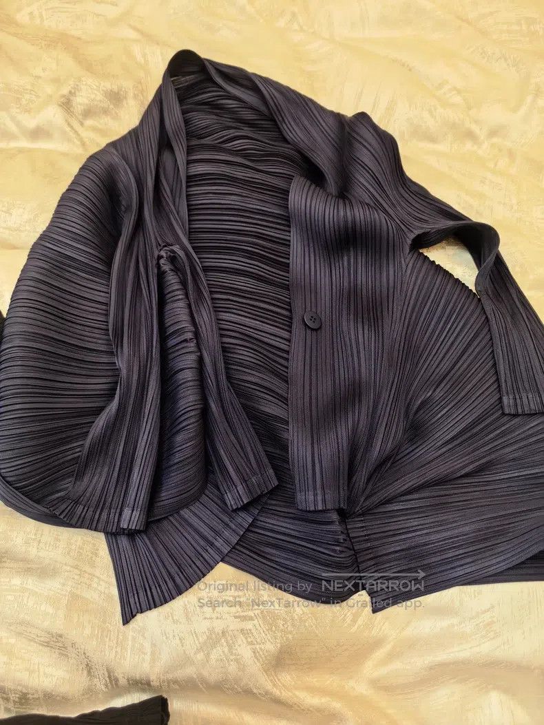 Issey Miyake Issey Miyake Navy blue coat Size L / US 10 / IT 46 - 1 Thumbnail