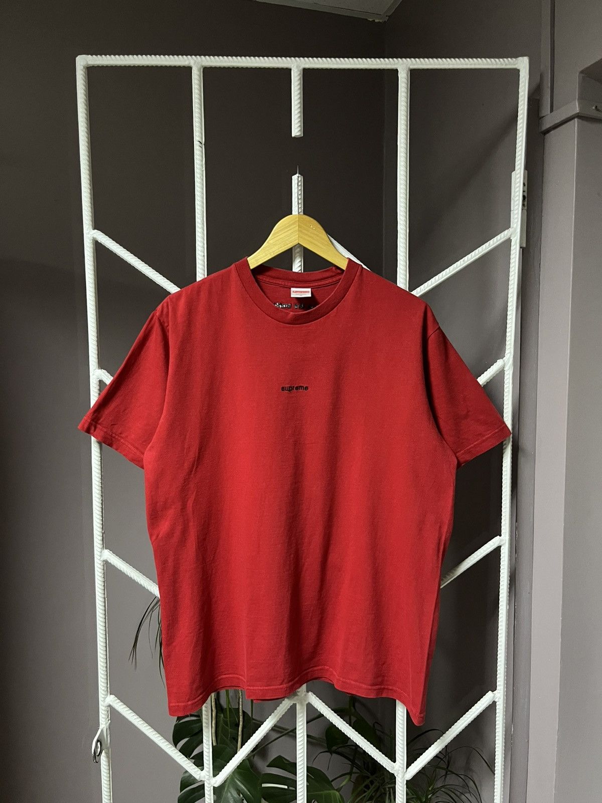 Supreme Supreme Fuck The World Tee Size US M / EU 48-50 / 2 - 1 Thumbnail