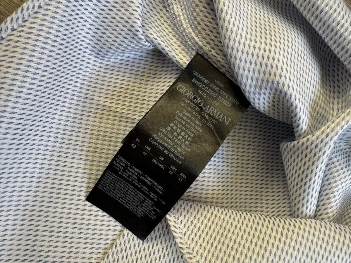 Giorgio Armani Giorgio Armani Classic Button-Up Shirt Size US XL / EU 56 / 4 - 5 Thumbnail