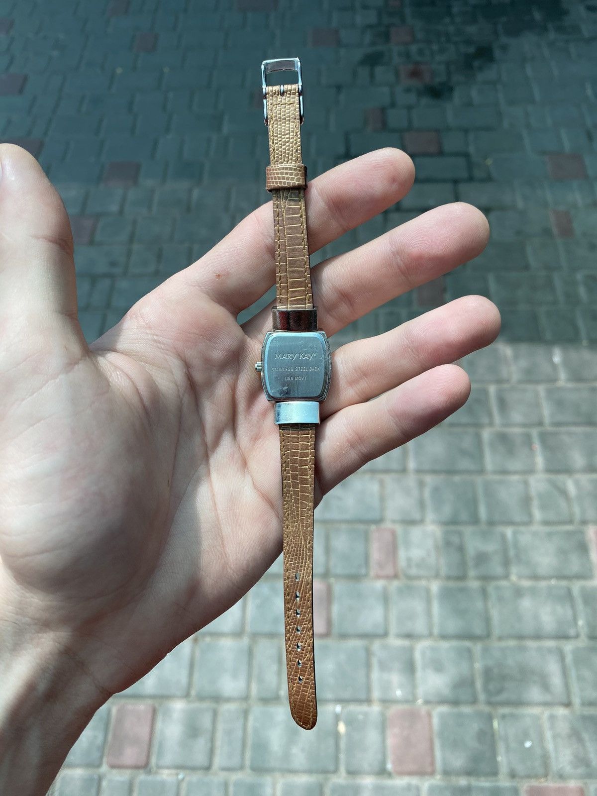 Japanese Brand Stylish Silver Watch - Leather Strap Elegance Size ONE SIZE - 5 Thumbnail