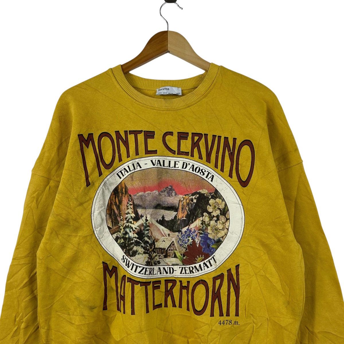 Bershka Monte Cervino Matterhorn Graphic Vintage Sweatshirt Size US M / EU 48-50 / 2 - 2 Thumbnail