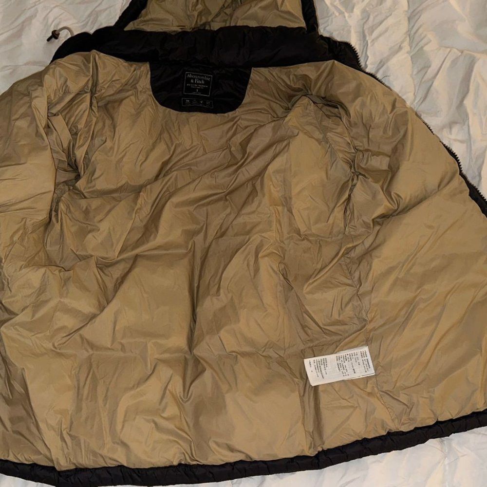 Abercrombie & Fitch Abercrombie & Fitch Black Down Jacket Women's Size Small Size S / US 4 / IT 40 - 4 Thumbnail