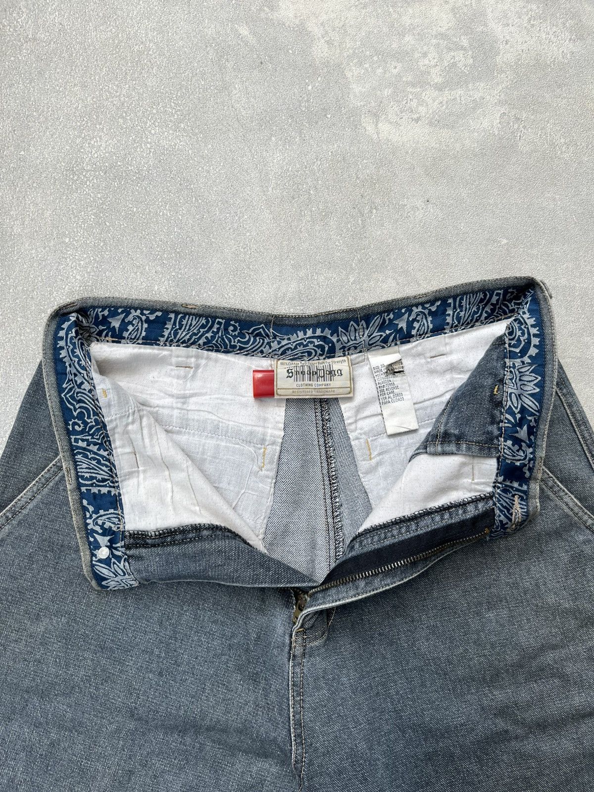 Snoop Dogg SNOOP DOGG CELL POCKET PAISLEY JORTS Size US 29 - 9 Thumbnail