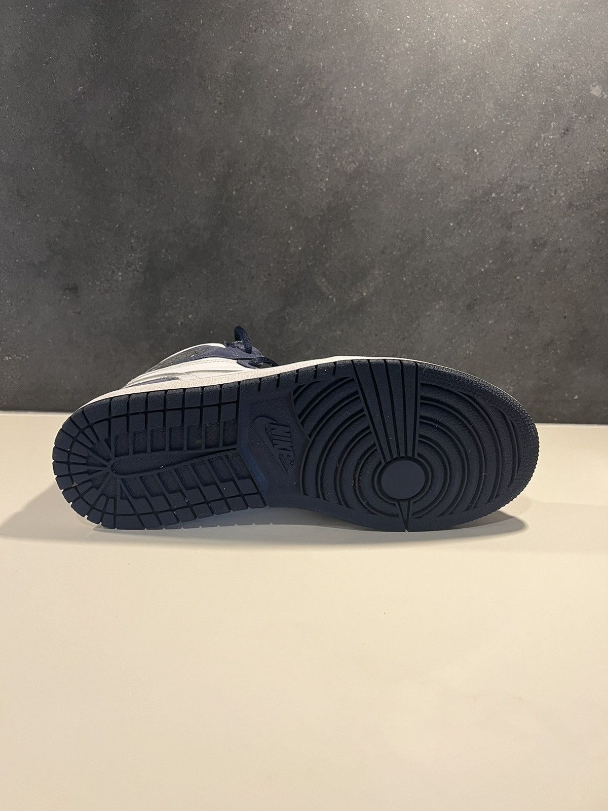 Jordan Brand × Nike Jordan 1 « Midnight Navy » Size US 9 / EU 42 - 6 Thumbnail