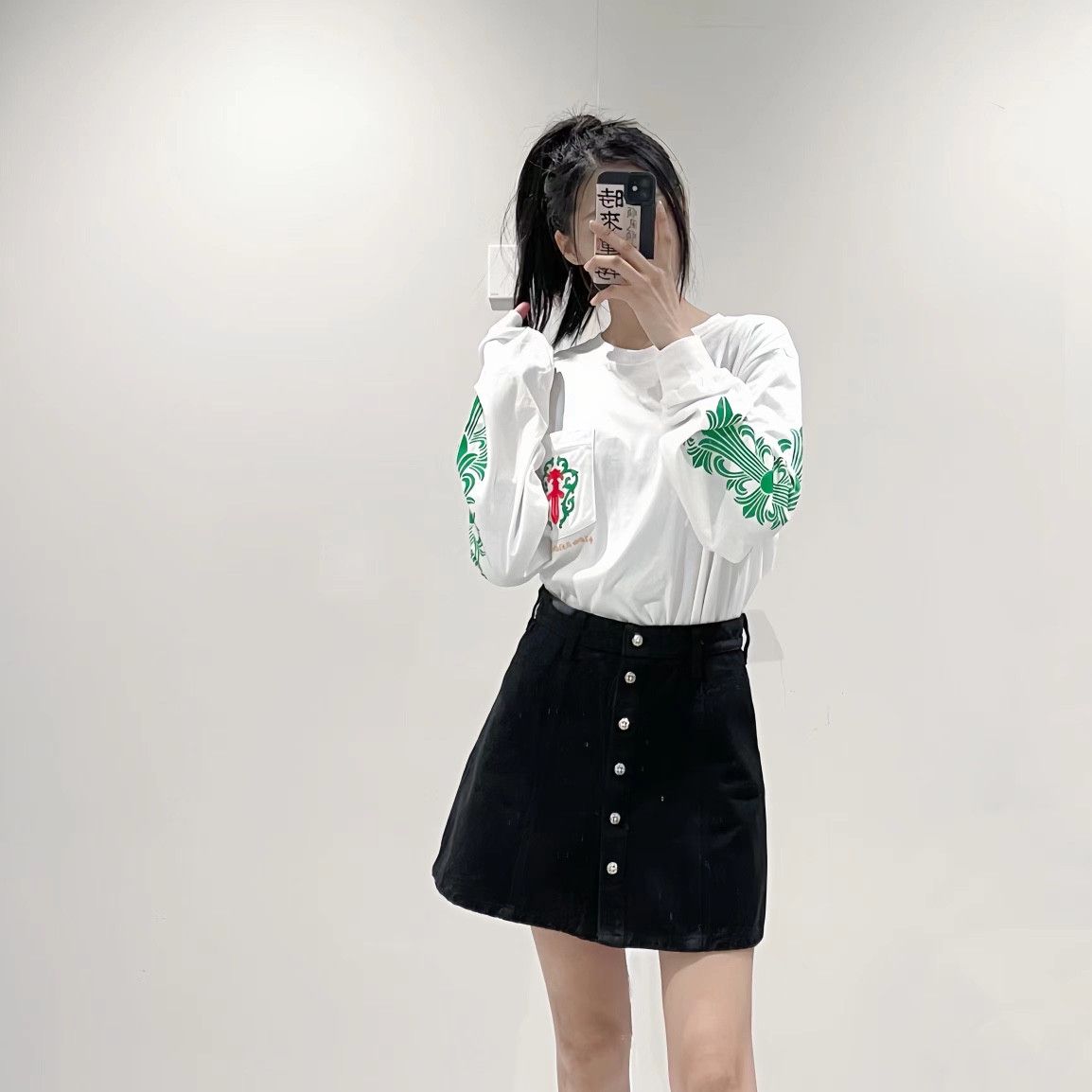 Chrome Hearts Chrome Hearts LA Exclusive Dagger Logo Long Sleeve Tshirt Size US M / EU 48-50 / 2 - 17 Thumbnail