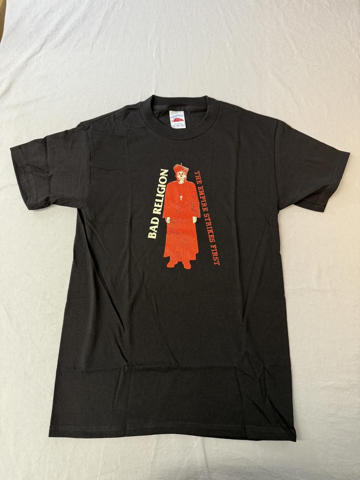 Designer VTG Bad Religion T-shirt The Empire Strikes First Tee S Size US S / EU 44-46 / 1 - 1 Thumbnail