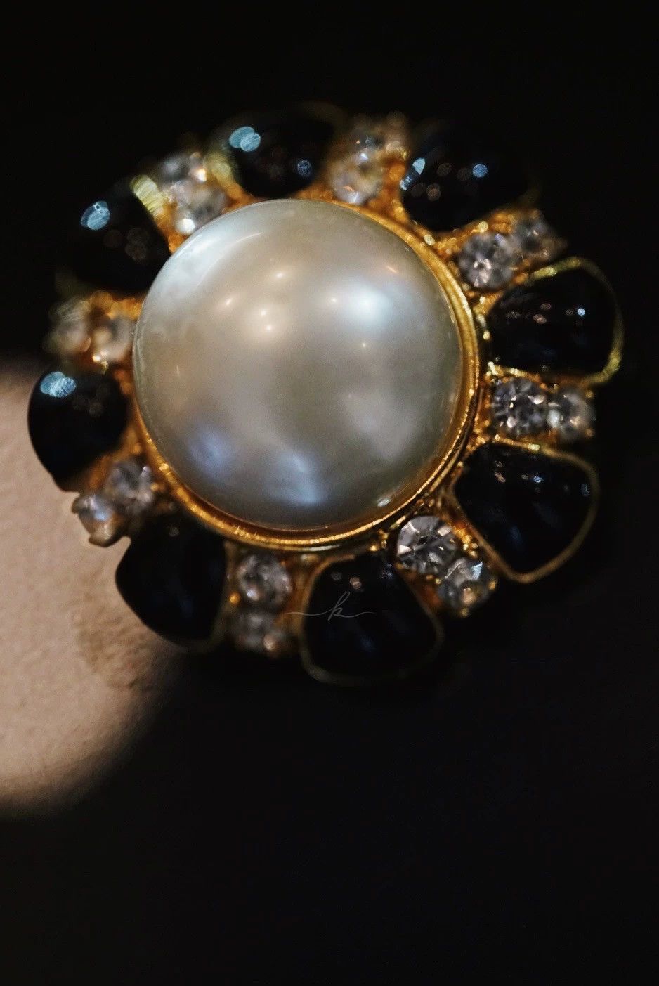 Chanel Chanel Vtg Black Glass Pearl Crystal Clip Earrings Size ONE SIZE - 5 Thumbnail
