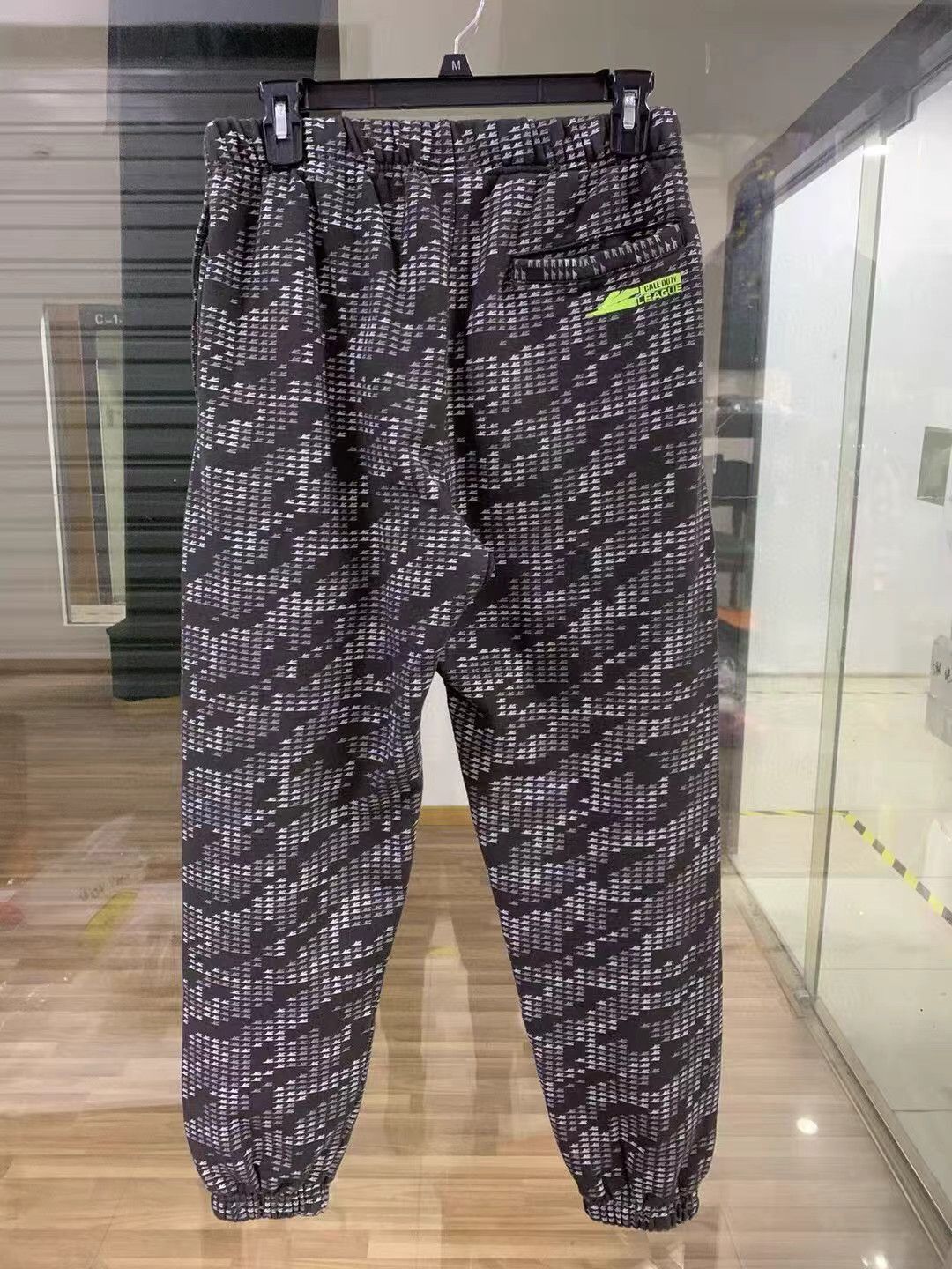 Billionaire Boys Club Billionaire Boys Club Glow-in-the-Dark Sweatpants Size US 34 / EU 50 - 2 Thumbnail