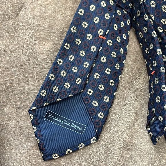 Ermenegildo Zegna Ermenegildo Zegna Necktie 100% Silk Geometric Medallions Size ONE SIZE - 3 Thumbnail