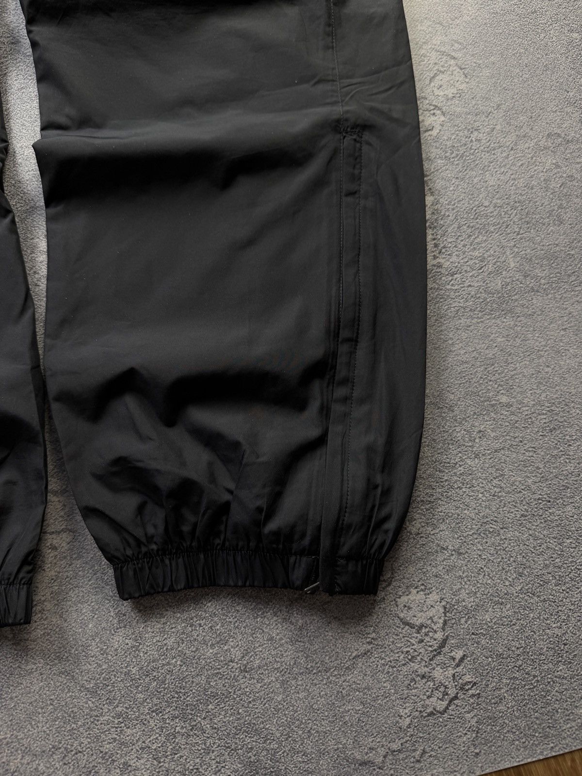Nike Vintage Nike Manchester United Track Pants Drill Y2K style Size US 34 / EU 50 - 10 Thumbnail
