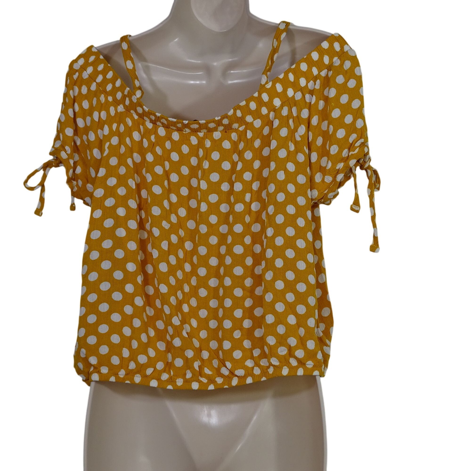 Almost Famous Almost Famous Yellow Polka Dot Off-Shoulder Crop Top Size L Size L / US 10 / IT 46 - 3 Thumbnail