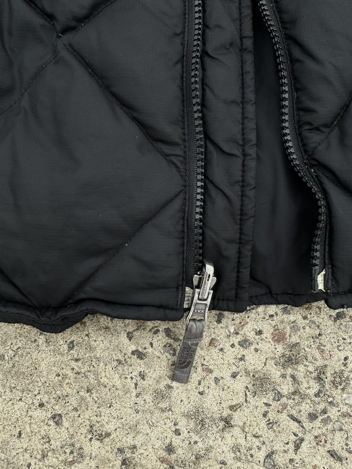 The North Face Vintage The North Face 600 Women’s Down Puffer Jacket Size M / US 6-8 / IT 42-44 - 3 Thumbnail