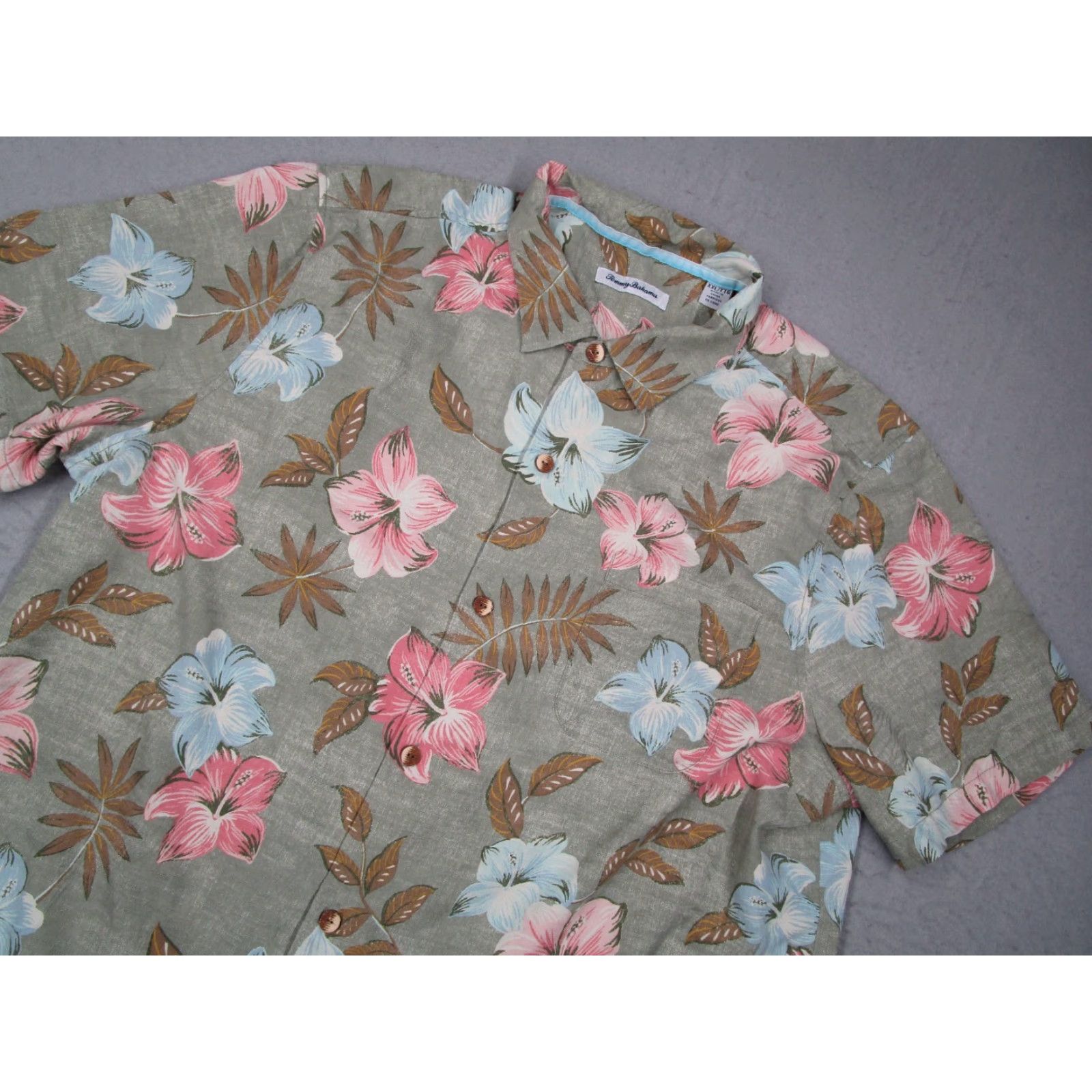 Tommy Bahama Tommy Bahama Shirt Mens 2XL Green Floral Button Up Silk Blend Hibiscus Tiki Casual Short Sleeve Hawaiian Pocket Shirt Tree Size US XXL / EU 58 / 5 - 2 Thumbnail