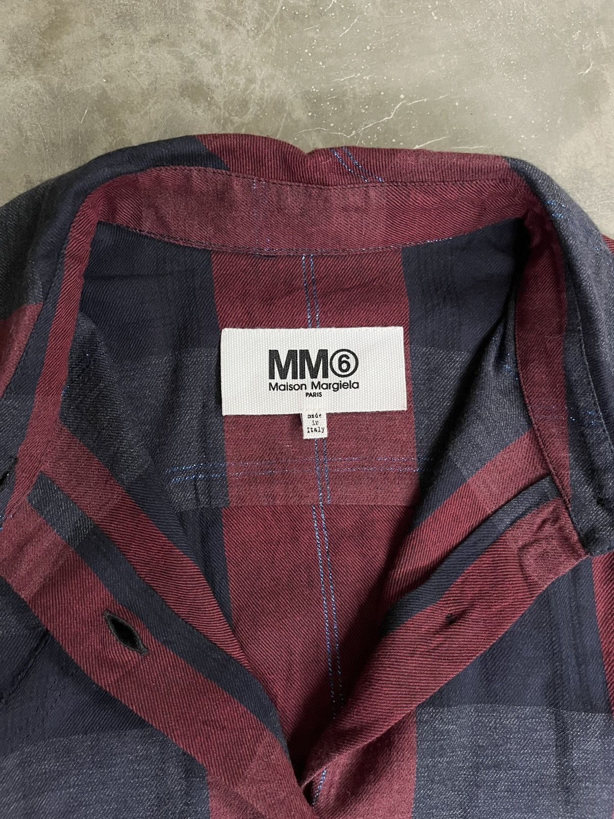 Maison Margiela Maison Margiela Button Asymmetrical Shirt Size S / US 4 / IT 40 - 5 Thumbnail