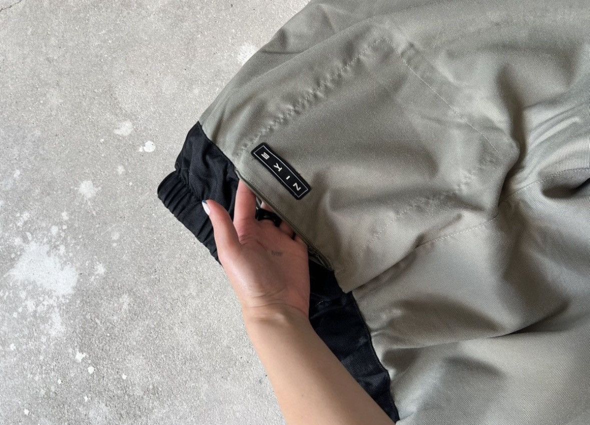 Nike Vintage Nike Sweatpants Size US 32 / EU 48 - 11 Thumbnail
