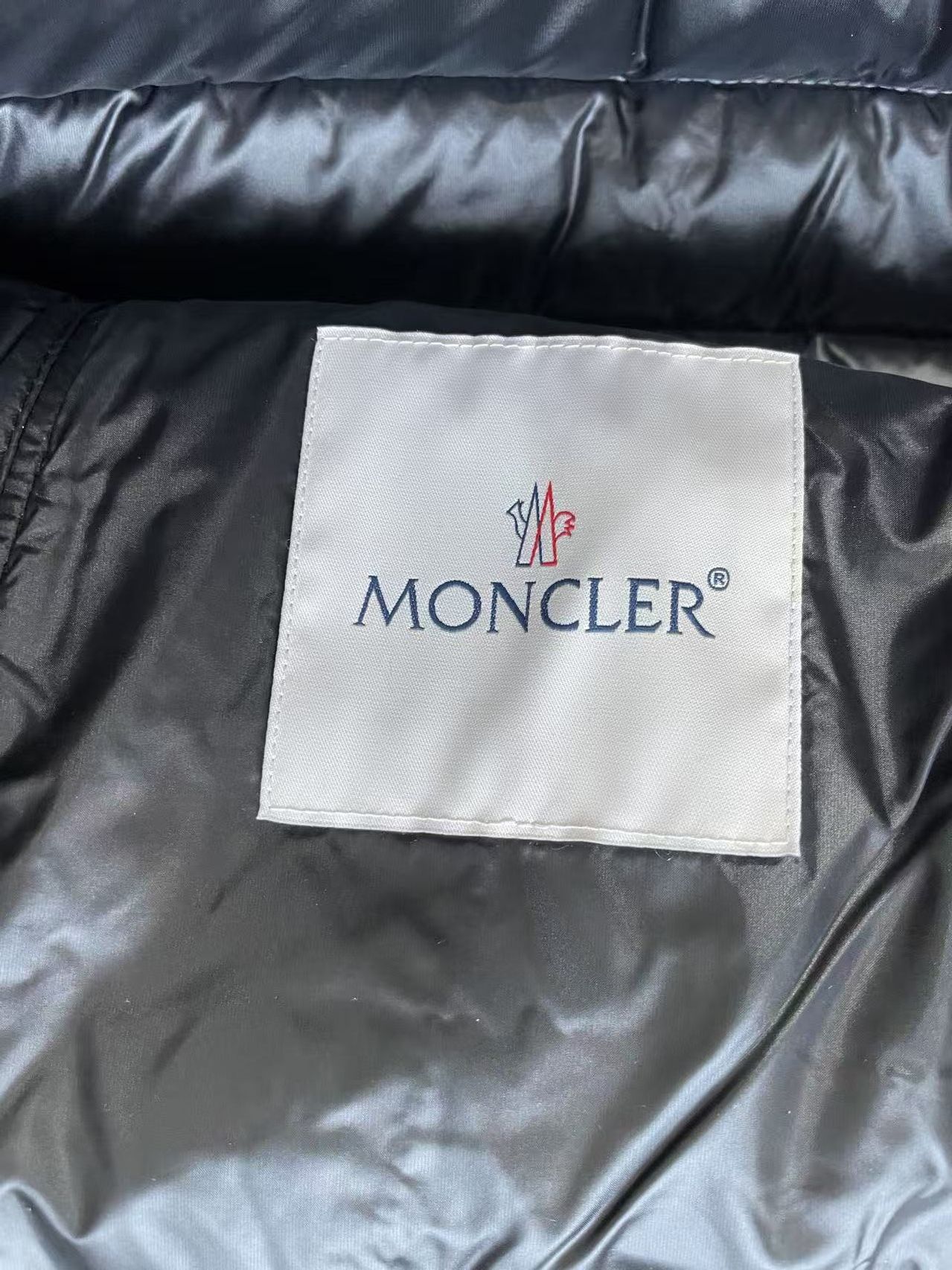 Moncler Moncler Lge Hooded Quilted Navy Down Jacket Size XS / US 0-2 / IT 36-38 - 5 Thumbnail