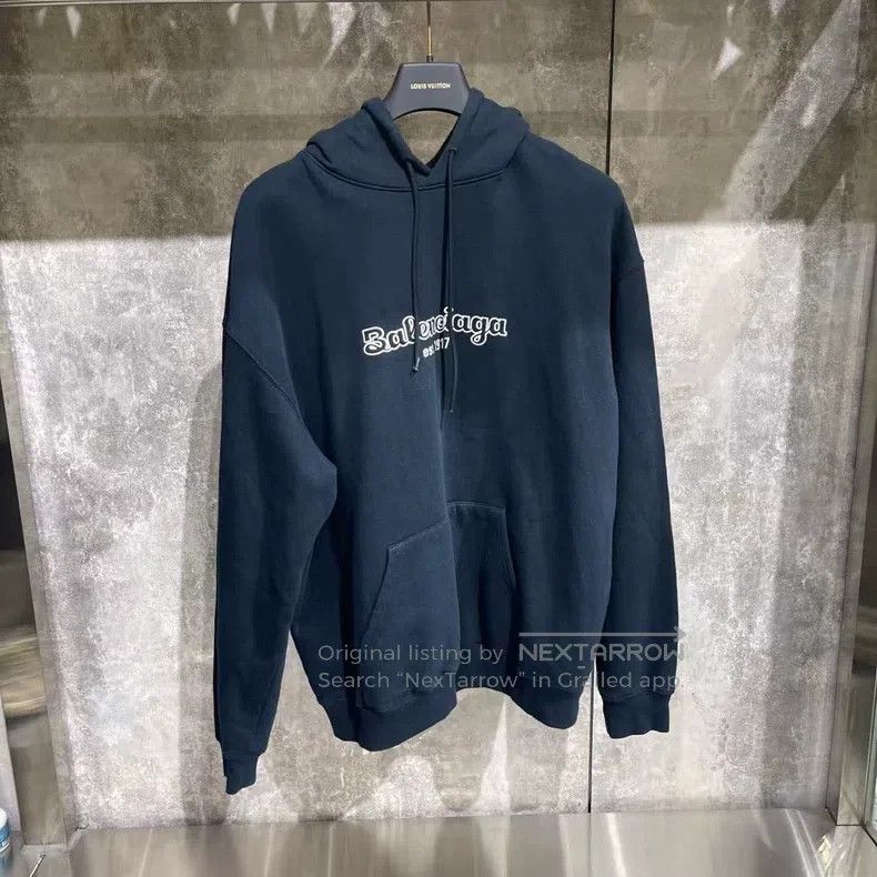 Balenciaga Balenciaga Logo Embroidered Sweatshirt Size US XL / EU 56 / 4 - 1 Thumbnail