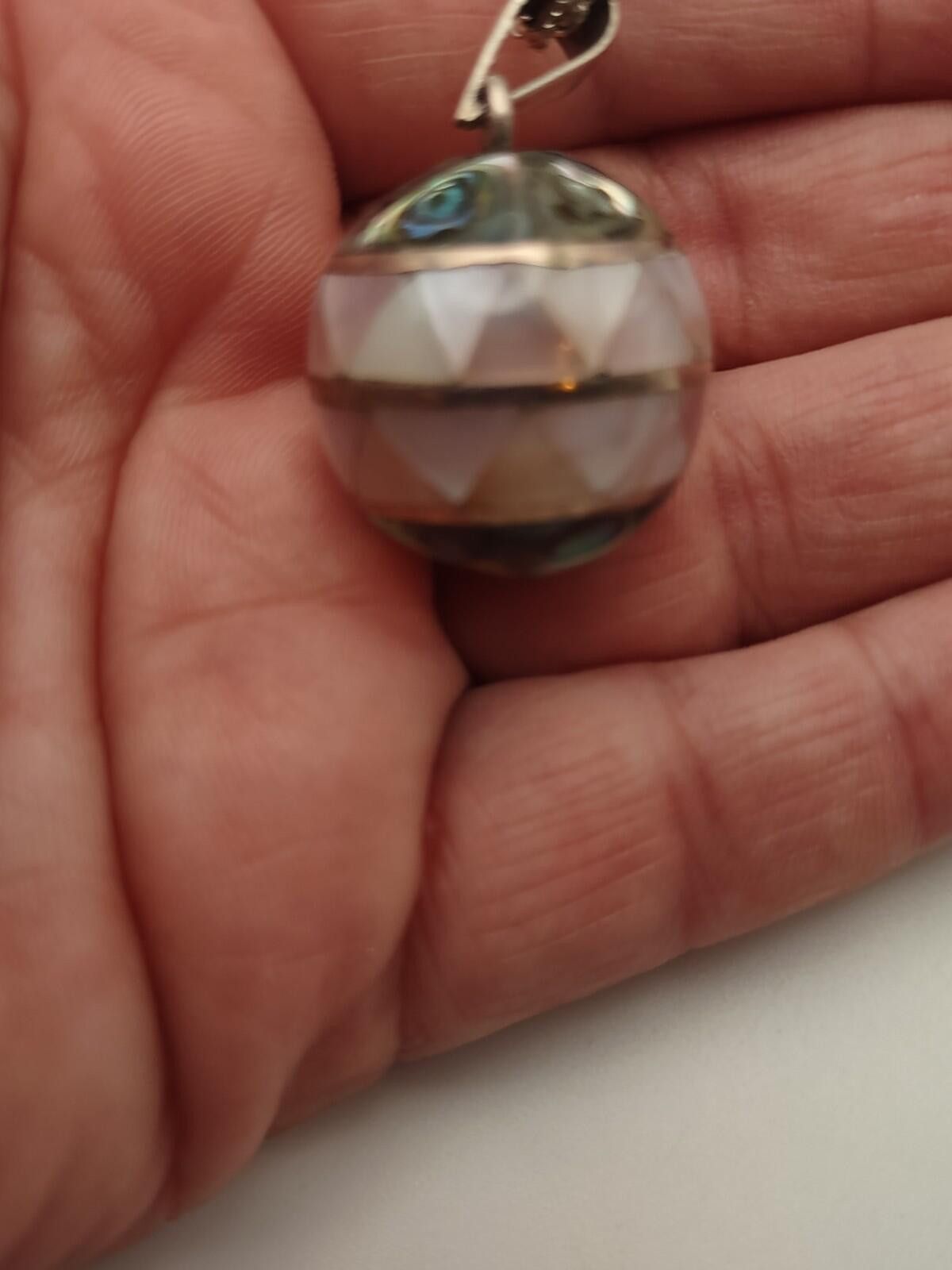 The Unbranded Brand Vintage Mexico 925 Silver Harmony Ball Inlay Necklace Size ONE SIZE - 2 Thumbnail
