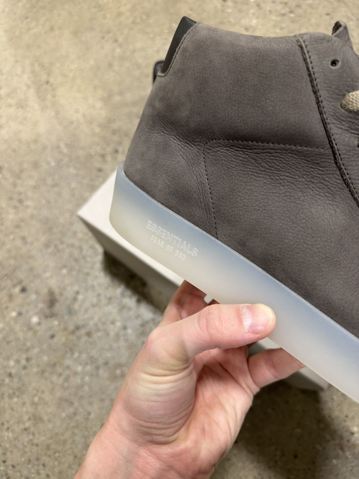 Essentials × Fear of God Fear of God Essentials Tennis High Top Sneaker NEW 325$ Size US 9 / EU 42 - 2 Thumbnail