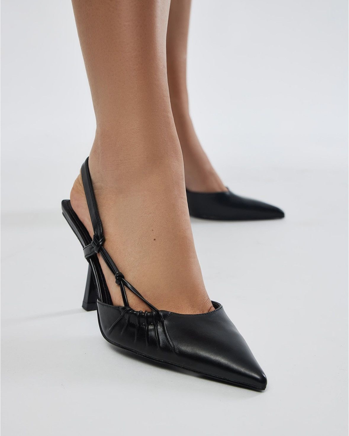 Fashion Nova Slingback pumps Size US 7.5 / IT 37.5 - 3 Thumbnail